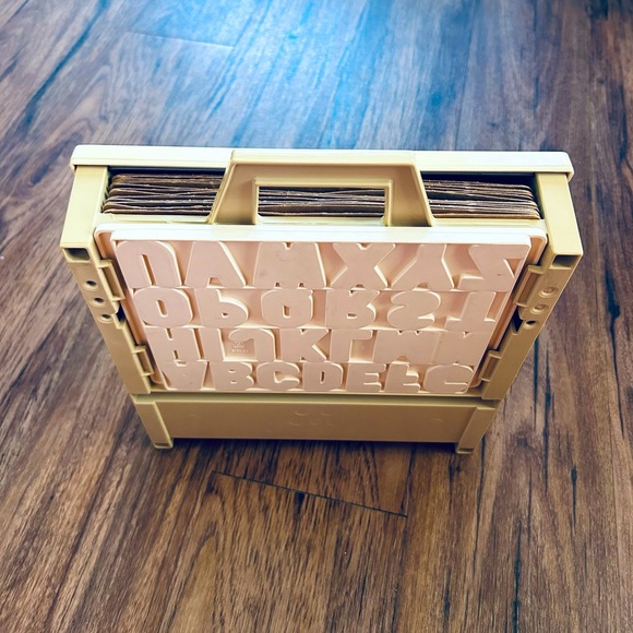 Vintage 1972 Fisher-Price School Days Desk - Picture 13 of 16